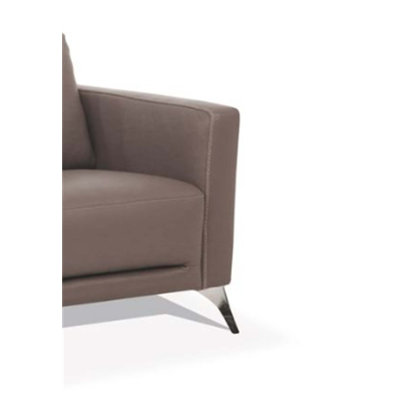 Fauteuil en cuir avec siège en sangle et structure en bois, parfait pour des sièges modernes et confortables