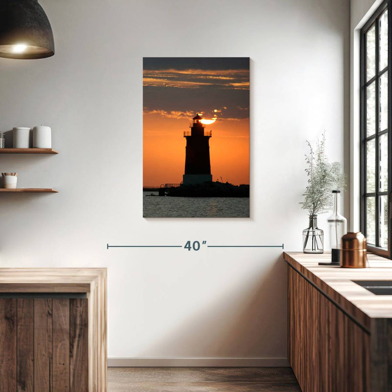 Sunset at cape henlopen lighthouse Aletra, H 36 po x l 24 po