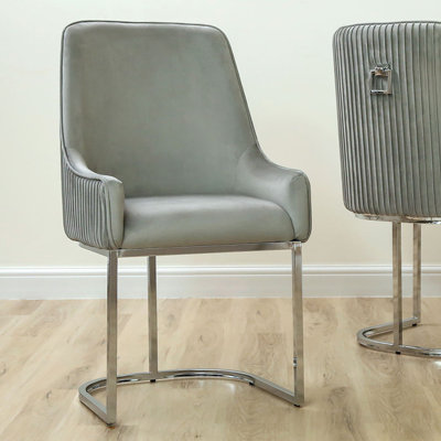 Aeriell 53.5cm H Velvet Upholstered Armchair