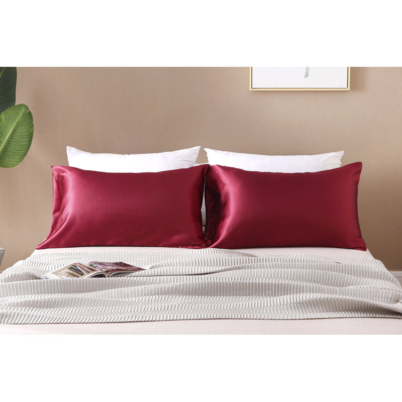 Taie d'oreiller en satin, Rouge