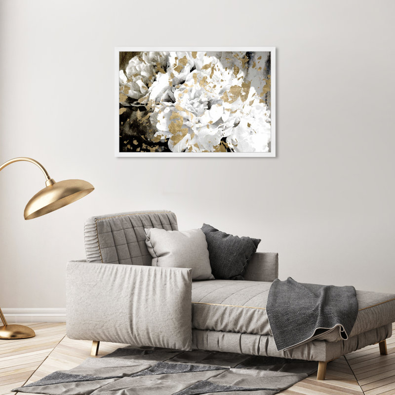 Fleur de gardénia blanche en or - peinture moderne glamour pour le salon, H 26 po x l 38 po, Cadre blanc