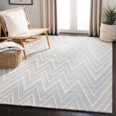 Sanyla Hand Tufted Wool Chevron Rug