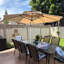 Parasol en porte-à-faux rond 11 pi avec lumières et base au sol, beige-96664855