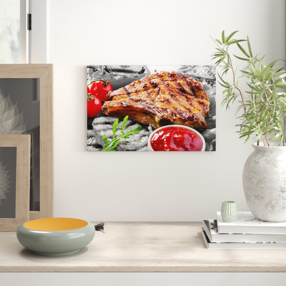 Leinwandbild „Saftiges Steak mit Grillkäse", Grafikdruck