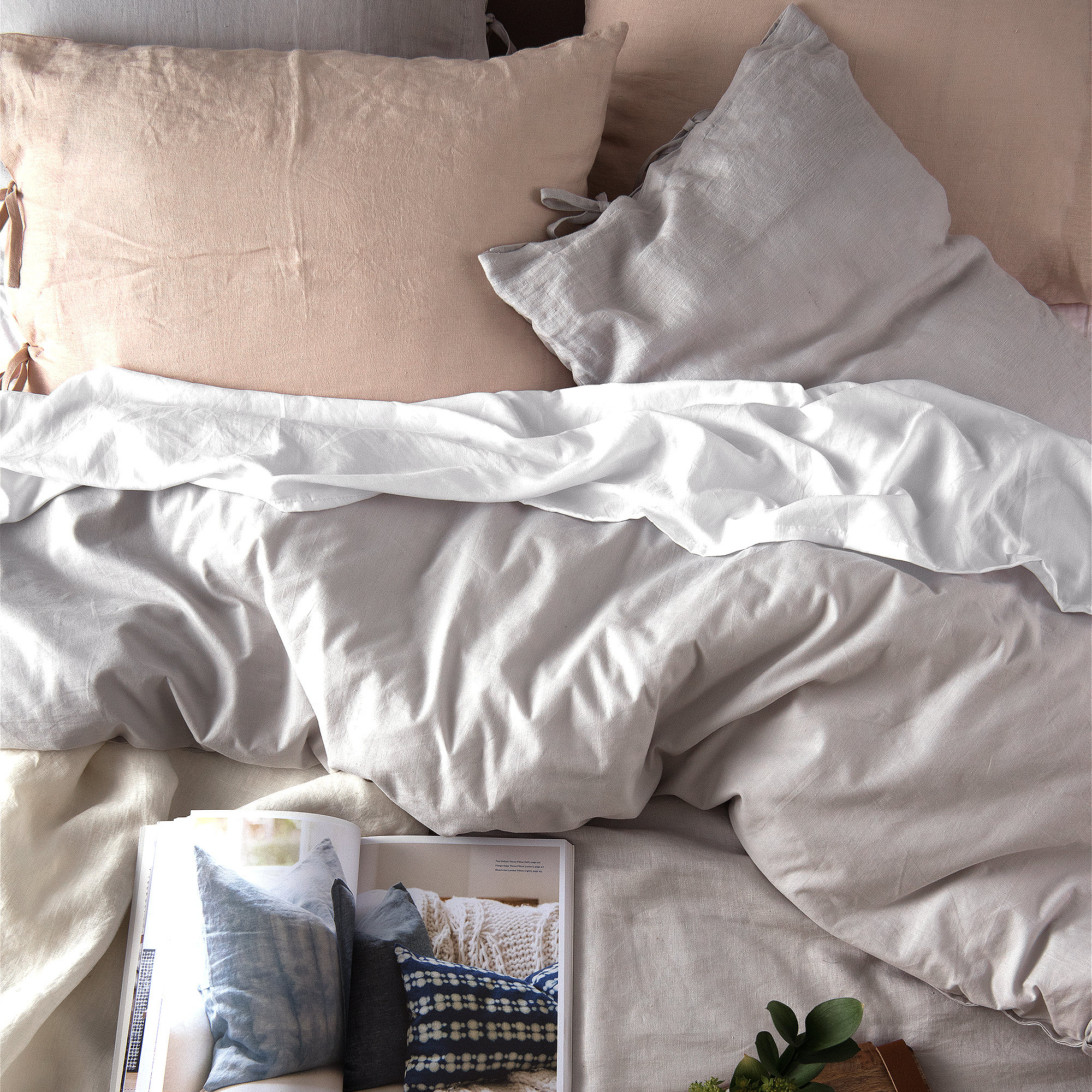 Ginesta Cotton Blend Duvet Cover Set, Light Gray, King Duvet Cover + 2 King Shams