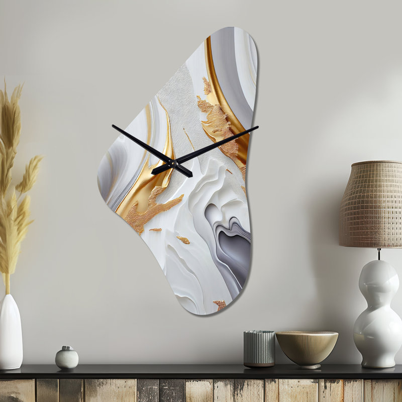 Horloge murale asymétrique en métal blanc et doré, Médium