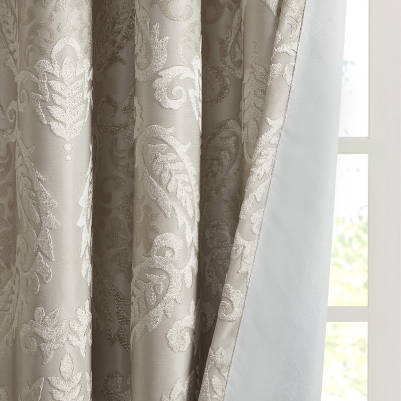 Panneau de rideau occultant en jacquard tricoté