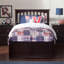 Lit plateforme en bois massif avec couchette Bouldin par Viv + Rae-1780154393-1780154392