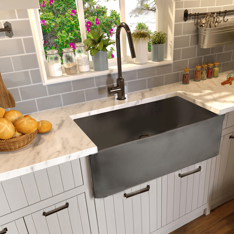 Vineyard 33'' L Single Basin Kitchen Sink