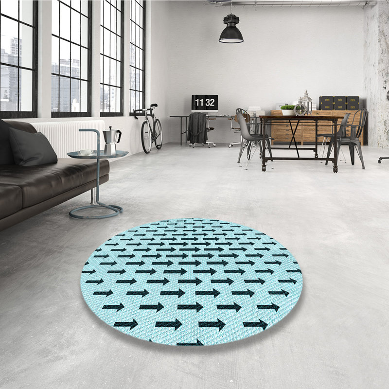 Indoor Rug, Round 4'