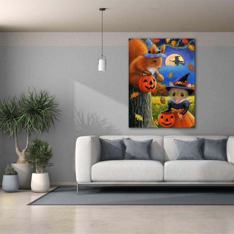«Nuts For Halloween1» par Bridget Voth, H 54 po x l 40 po x P 1,5 po