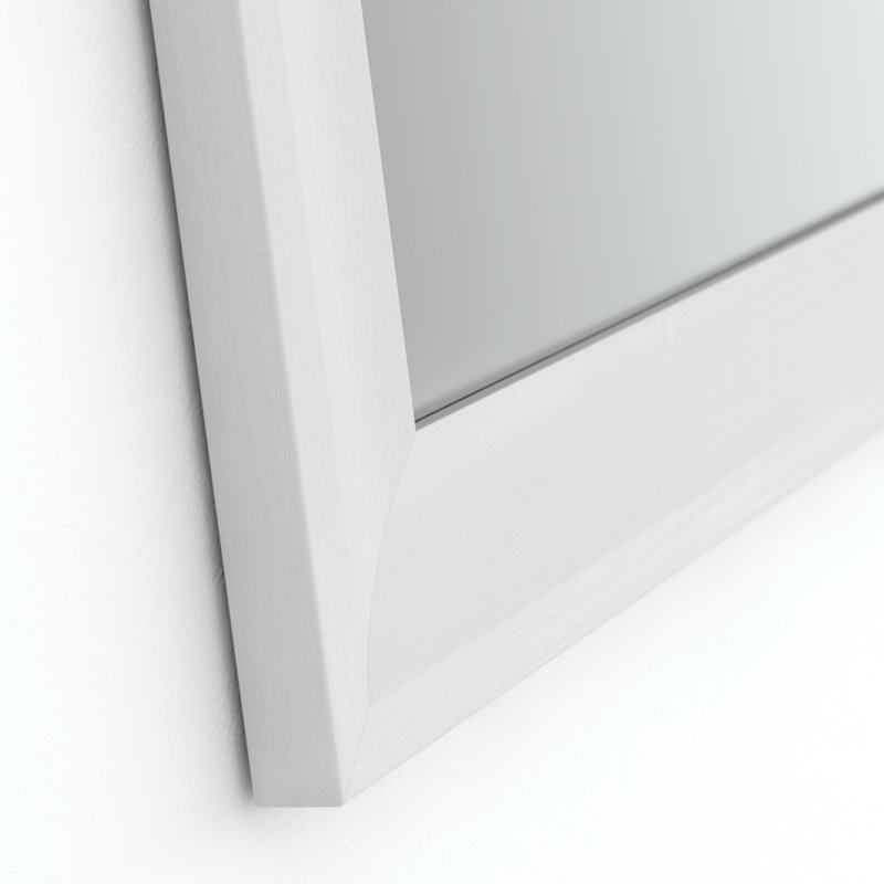 Traditional Bathroom / Vanity Mirror, Matte White, 32.64'' H X 23.03'' W X 2.28'' D