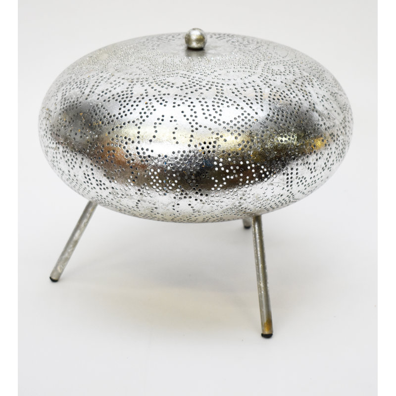 Meggan Metal Tripod Lamp, Silver