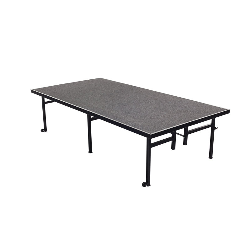 Scène à hauteur fixe, H 24 po x l 96 po x P 48 po, Moquette