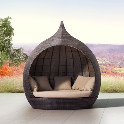 85.4'' Wicker Outdoor Patio Daybed