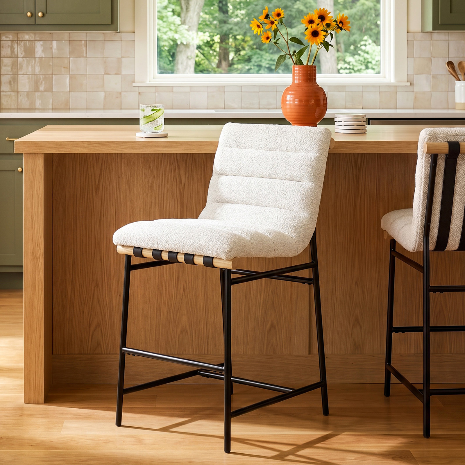 Nicco Bar and Counter Stool, Counter Stool (24" Seat Height)