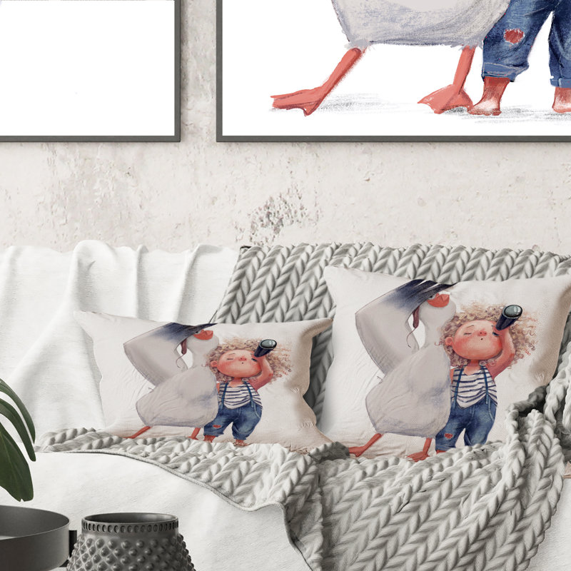 Coussin 12 po x 20 po Little Girl With Albatros I - Children 's Art Printed