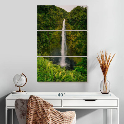 Alvord Akaka Waterfalls