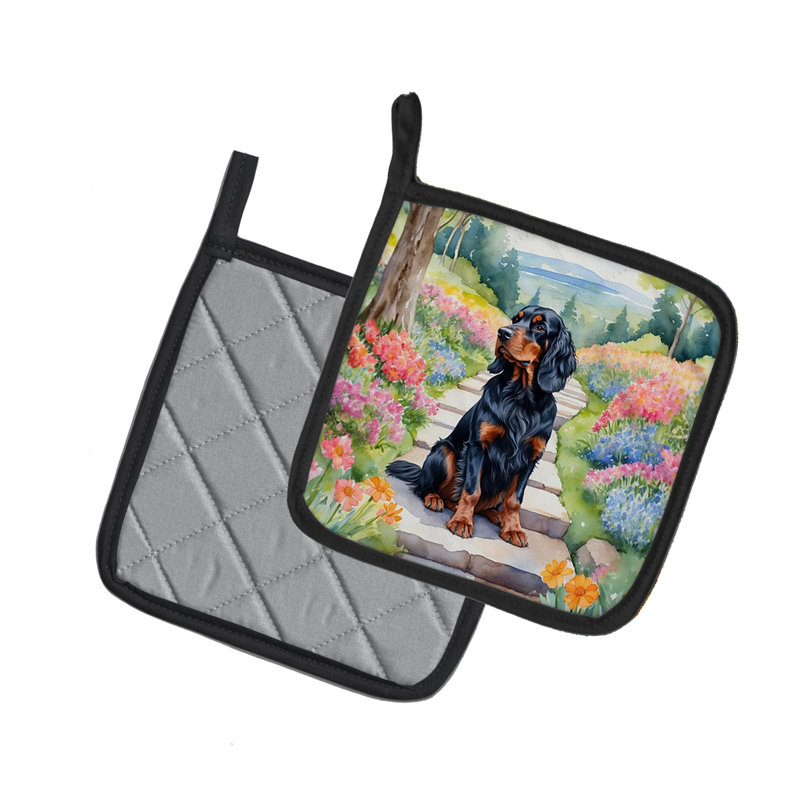 Caroline's Treasures Floral Polyester Potholder Set