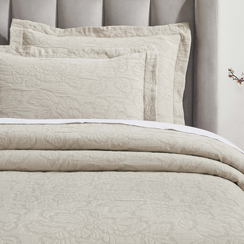 Beige Cotton Matelasse California King Bedspread Set