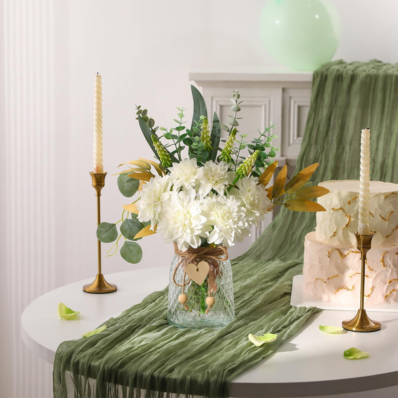 Rose Arrangement in Vase