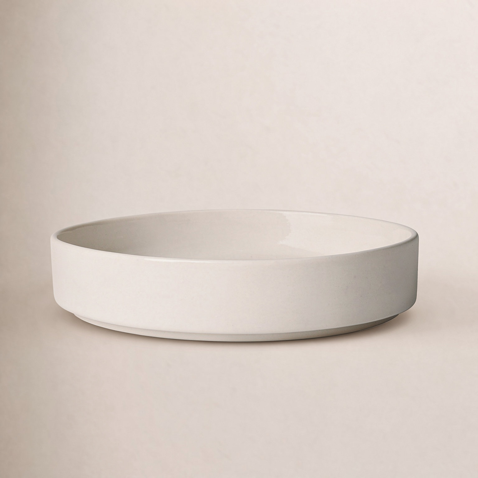 PILAR Stoneware 8" Dessert Plate, Moonbeam/Cream