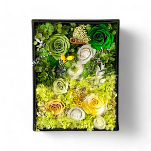 Arrangement floral Garden Rose en boîte