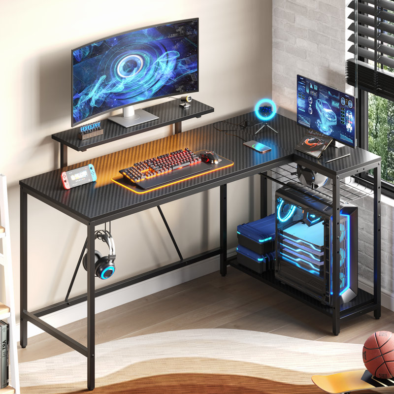 Bureau d'ordinateur en L de 58 po avec prise de courant et tablettes DEL Nedyo, Noir, noir, noir, noir