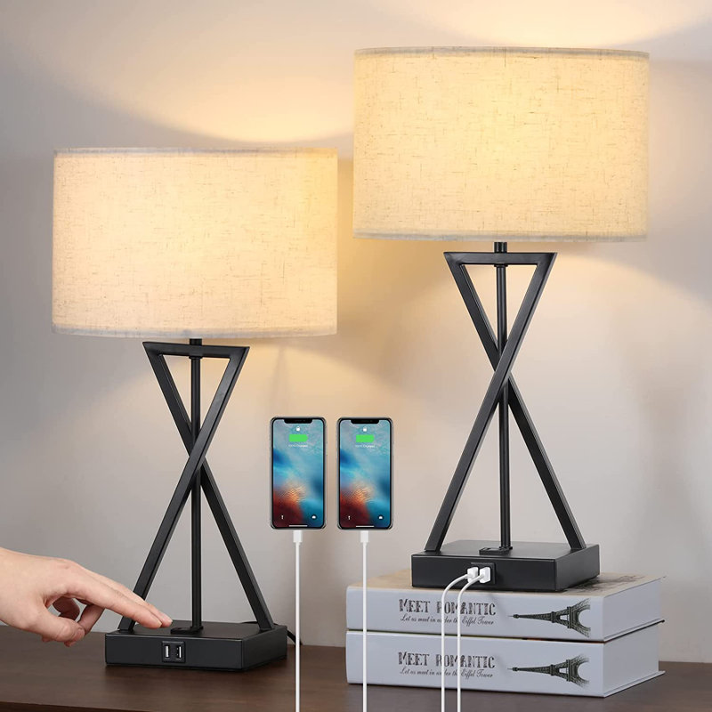 Lampe de table USB en métal Emielia