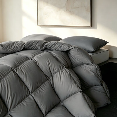 Luxury Feather and Down Fiber Comforter, Soft Polyester Fabric, Hotel Collection All-Season Duvet Insert – Wrinkle Resistant