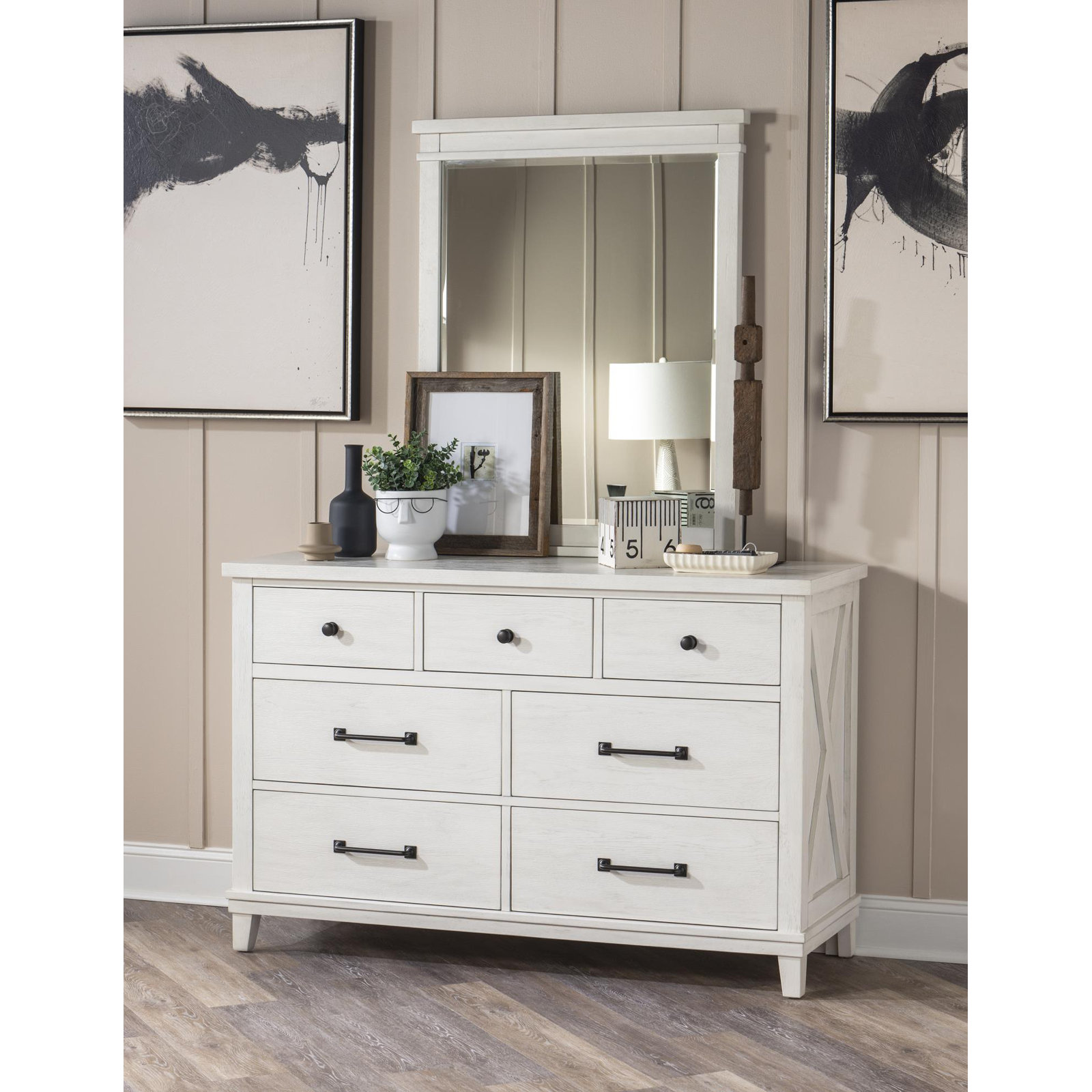 Harriett 7-Drawer Dresser