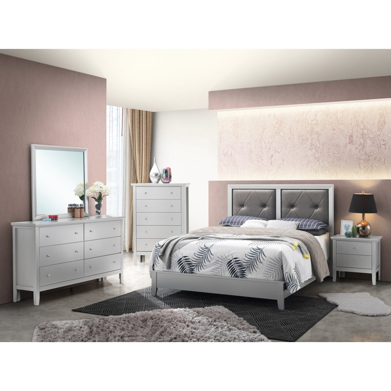 Élégant lit double champagne argenté - Conçu pour une bonne nuit de sommeil de 52 pi x l 59 pi x 80 pi. Convient à de multiples schémas de décoration.