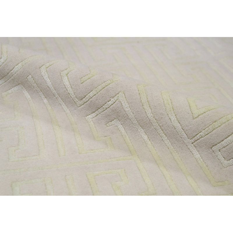 Windsom Geometric Area Rug in Beige, Rectangle 8' x 10'