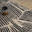 Tapis contemporain noir à vagues linéaires Abani Rugs Ter210A-1784554408