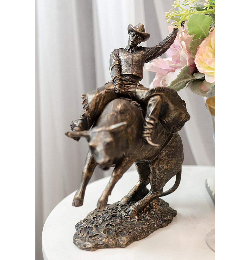 Aquileo People Figurines & Sculptures Trinx