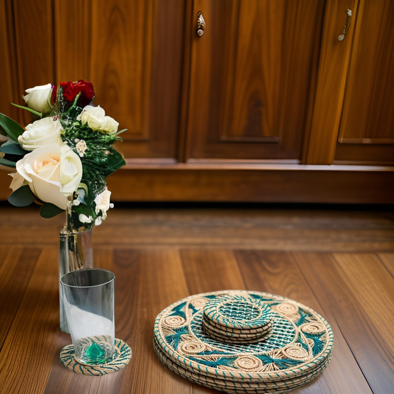 Chalena Plastic / Acrylic Round Placemat