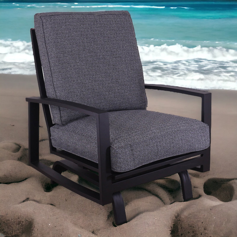 Chaise berçante d'extérieur en métal avec coussins