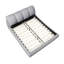 Très grand lit plateforme moderne avec structure en bois massif et en tissu gris non rembourré-1109583946-1109583951