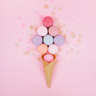 «Colorful Macarons» par Efetova - photographie sur toile tendue