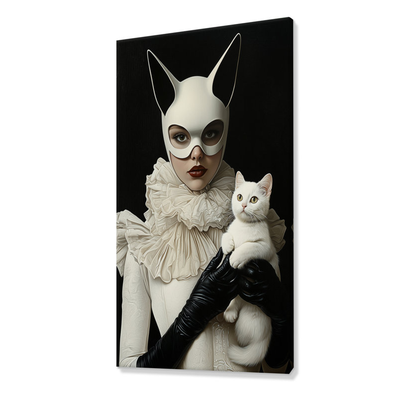 «Cat Woman» par Gottric Portrait, H 60 po x l 28 po, Toile tendue, Ne s’applique pas