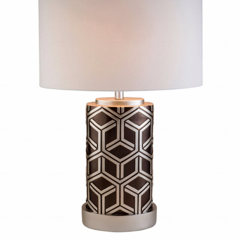 Lampe de table en polyrésine tissée de 29,5 po de hauteur, motif argent châtaignier