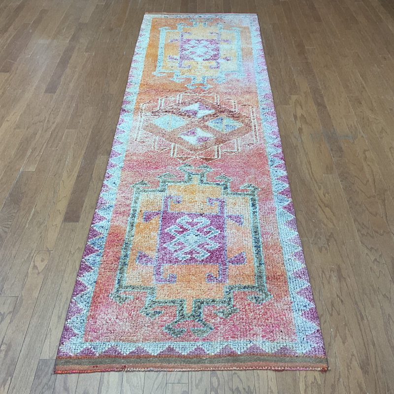 Tapis de couloir en laine Oushak fait à la main Bungalow Rose