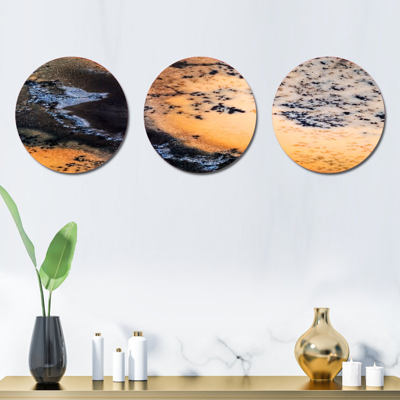 Abstract Wall Decor