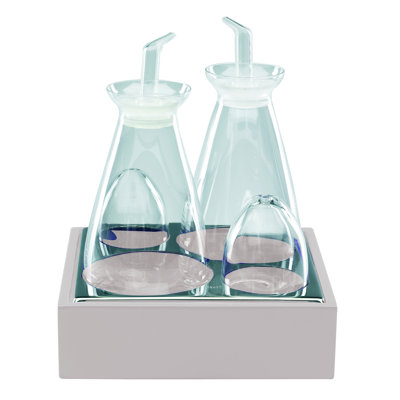Tre Cruet Set