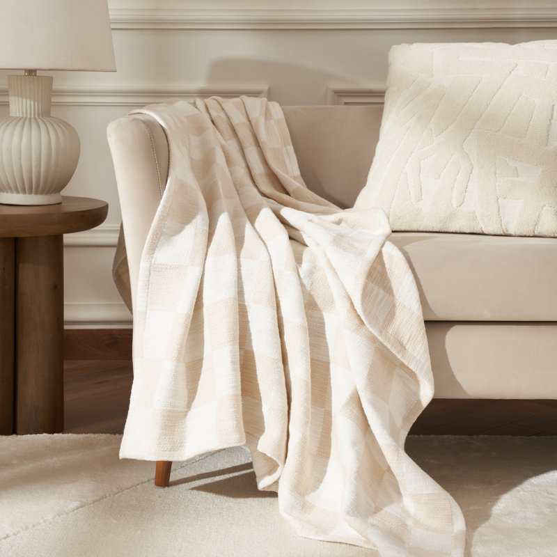 Grandi Throw Blanket