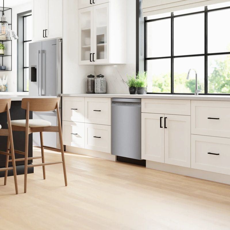 24" Recessed Handle 100 Series Dishwasher