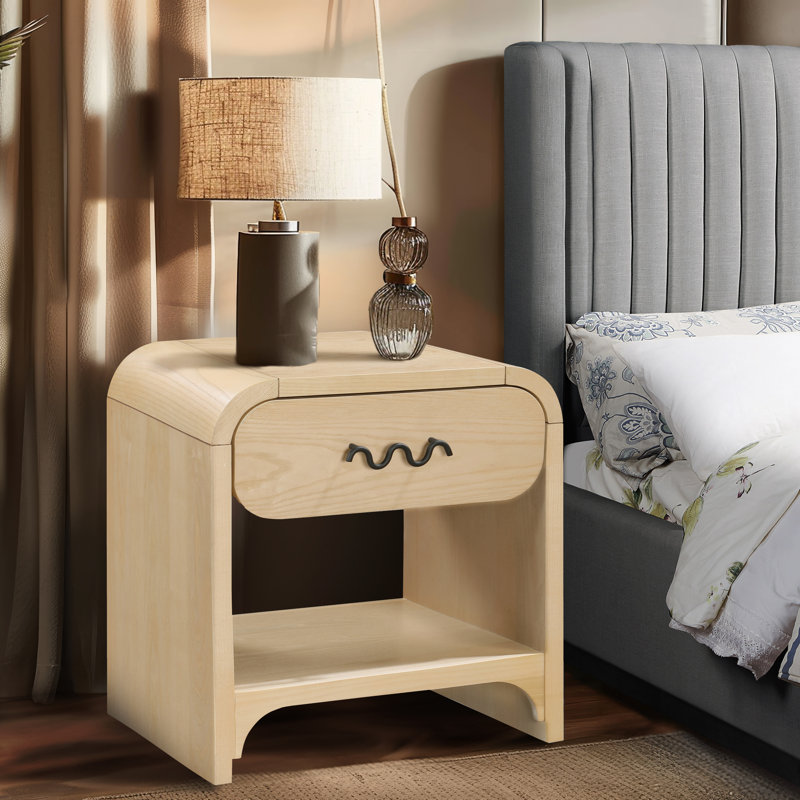 Hayes Huriye Nightstand, Natural