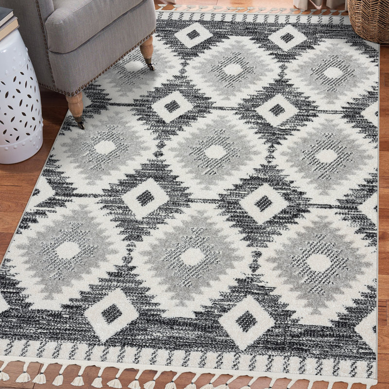 Geometric Indoor Rug, Rectangle 5' x 7'