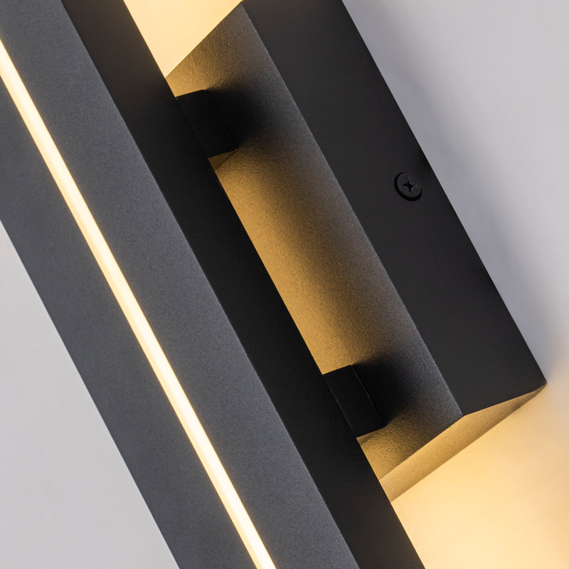 Applique murale extérieure moderne à DEL noir mat de 24 po H