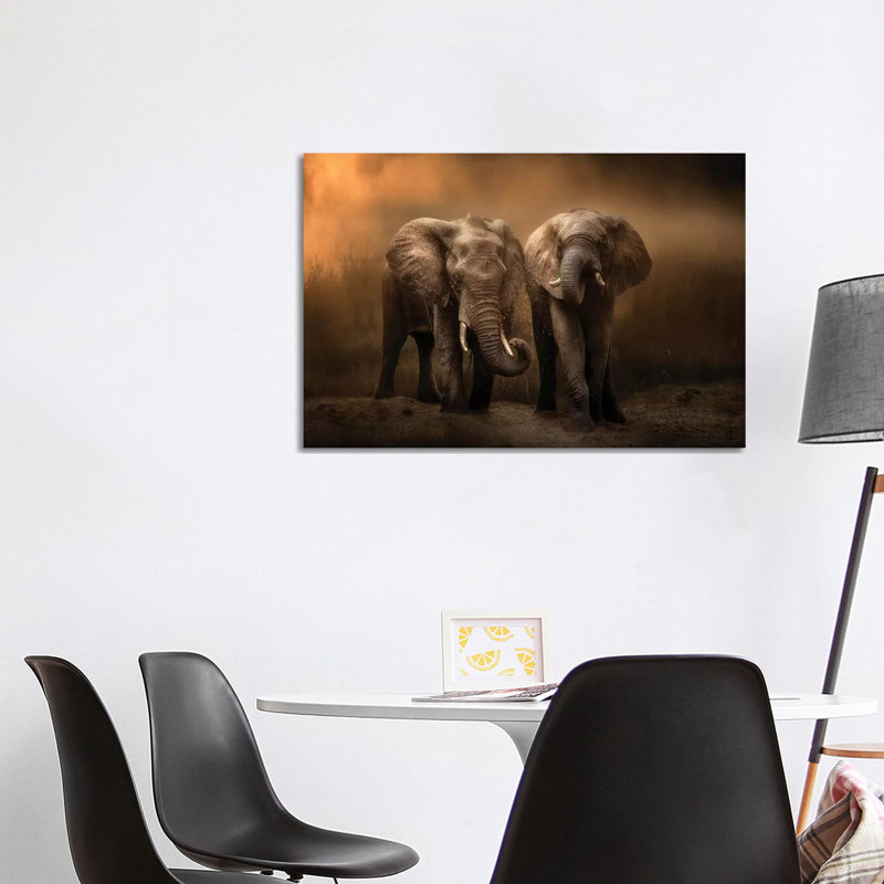 «Elephants Dust Bath ...» par Charlaine Gerber - reproduction de photo sur toile tendue, H 12 po x l 18 po x P 1,5 po